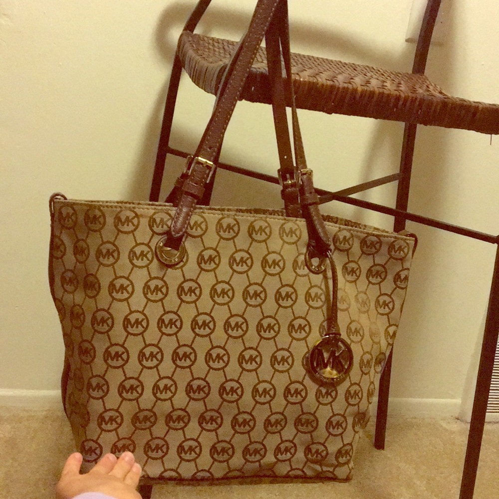 Michael Kors Brown Jet Set Jacquard Shoulder Bag